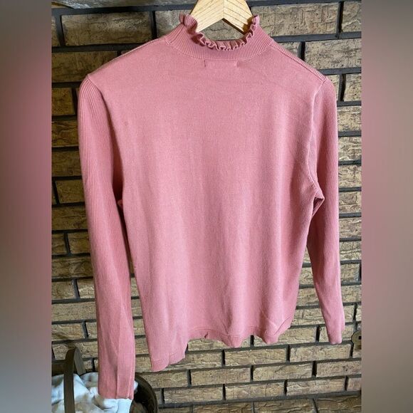 Blush pink long sleeve sweater - Picture 2 of 5